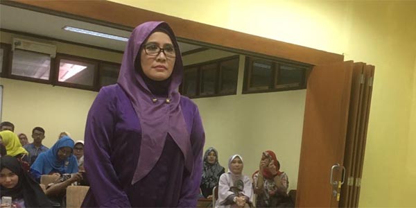 Sidang Promosi Doktor Roosemarina Anggraini Rambe
